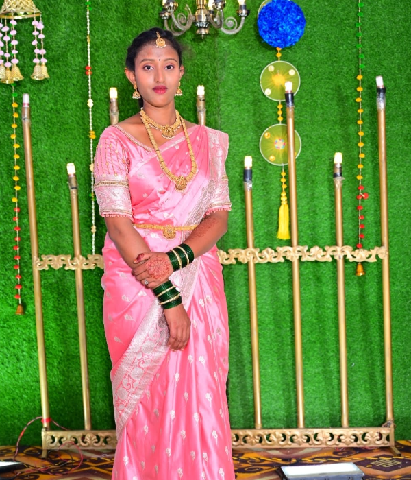 https://bhovimatrimonial.in/v-vivah/v-images/female.png