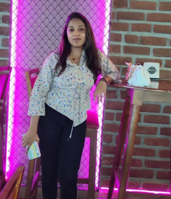 https://bhovimatrimonial.in/v-vivah/v-images/female.png